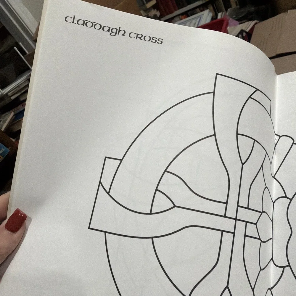 CELTIC KNOTWORK AND OTHER DESIGNS FOR STAINED GLASS By Rachel Cecere